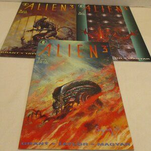 Aliens Dark Horse Vintage 1992 Black White Comic Book Bundle of 3 complete Set